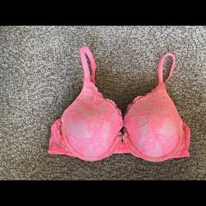 Victoria’s Secret Pretty Pink Lace Bra Sz 34C!!